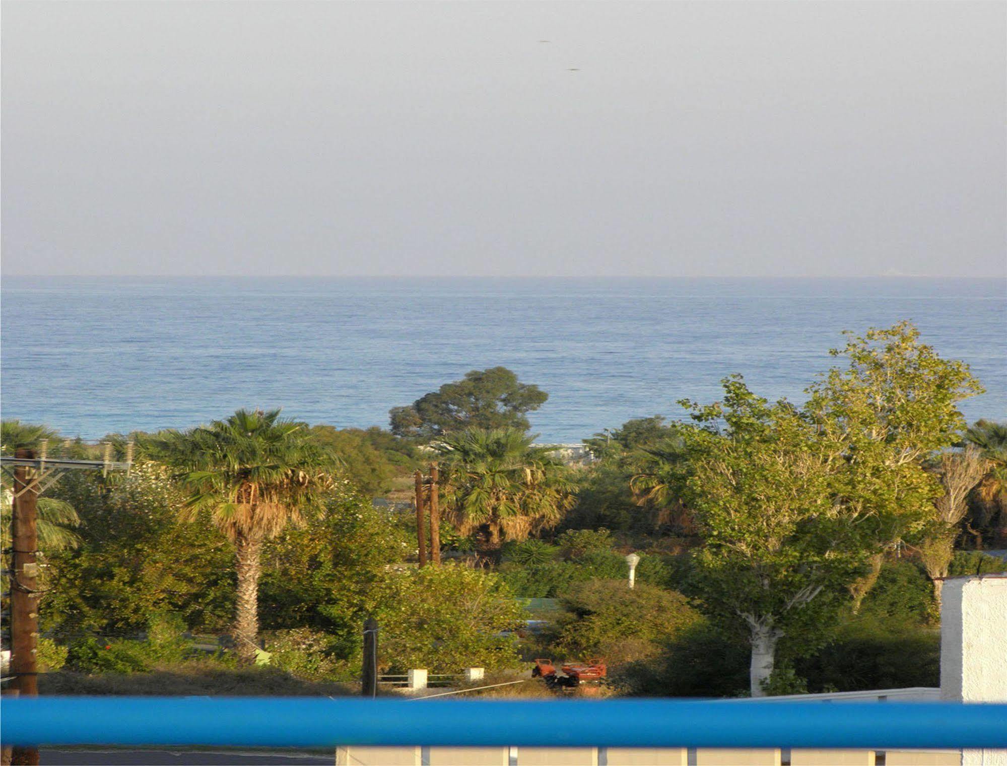 Summer Breeze غينادي المظهر الخارجي الصورة