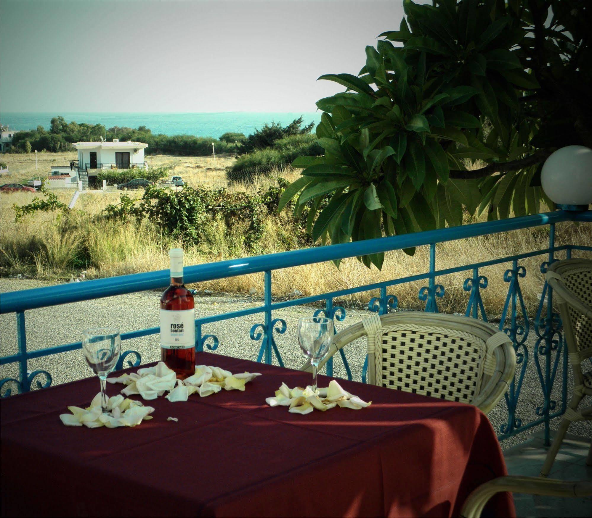 Summer Breeze غينادي المظهر الخارجي الصورة